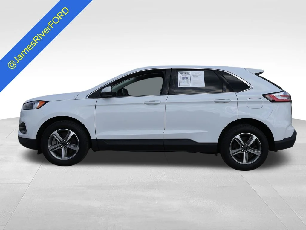 Certified Used 2024 Oxford White Ford SEL image 2