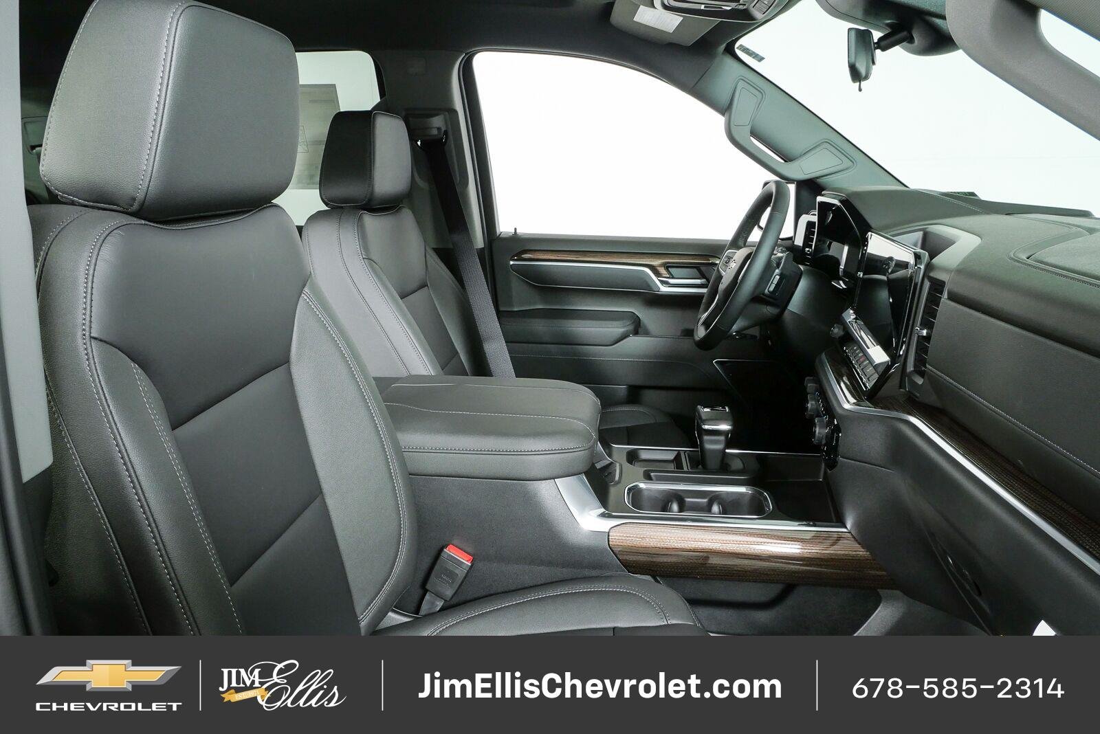 New 2026 Sterling Gray Metallic Chevrolet LT image 22