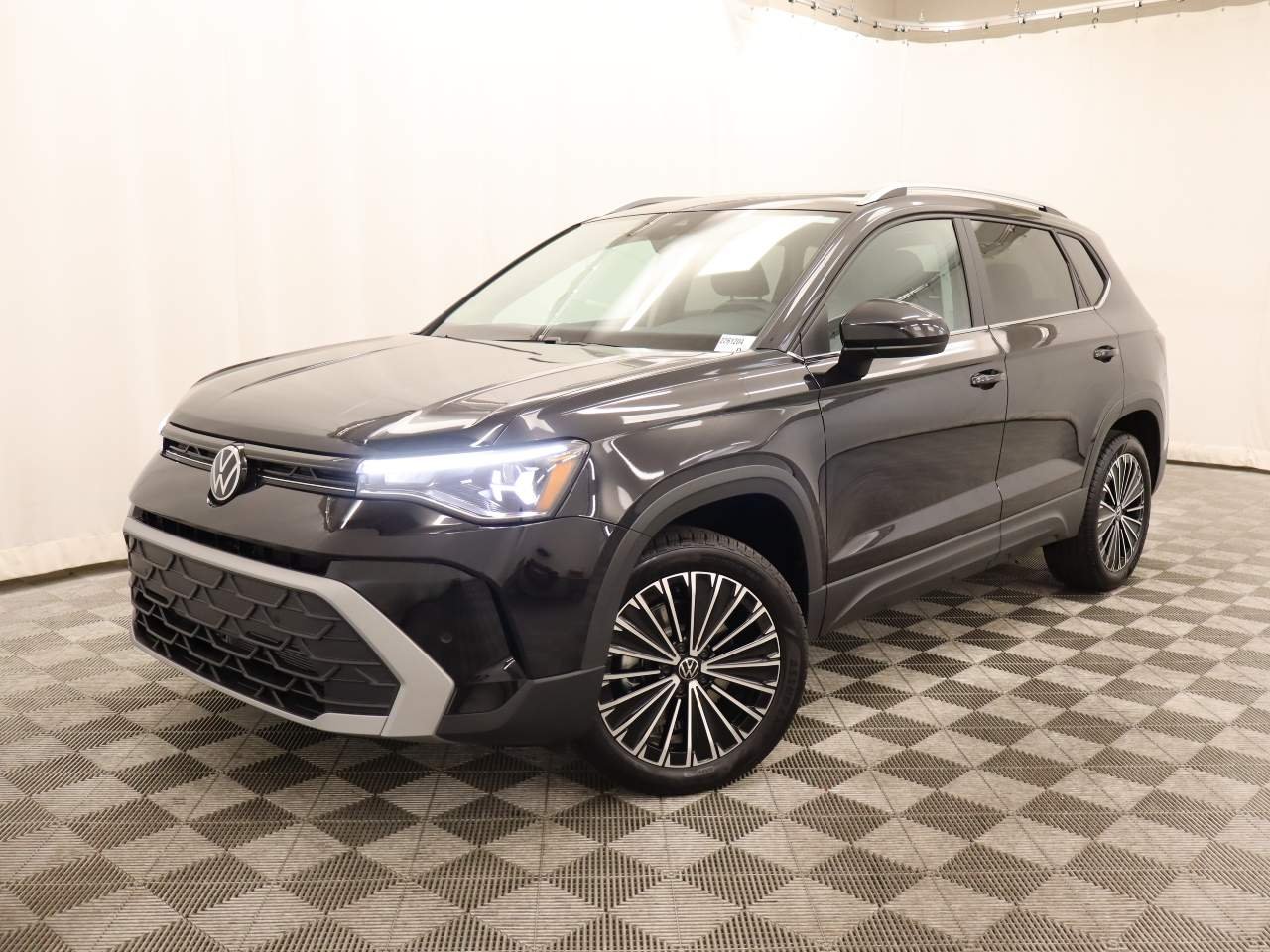 2026 Volkswagen Taos