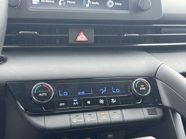 Used 2025 Blue Hyundai SEL Sport image 18