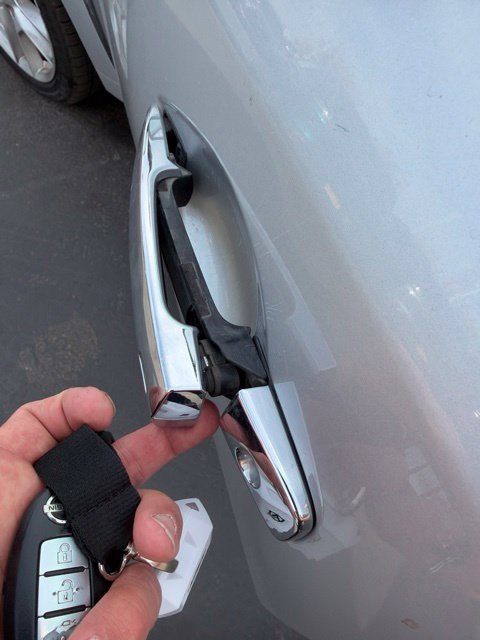 Used 2014 Silver Nissan 3.5 S image 28