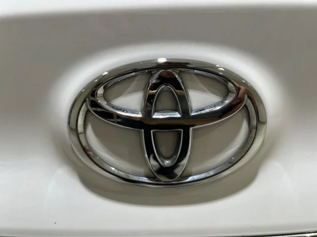 2017 Toyota Camry XLE - Photo 28