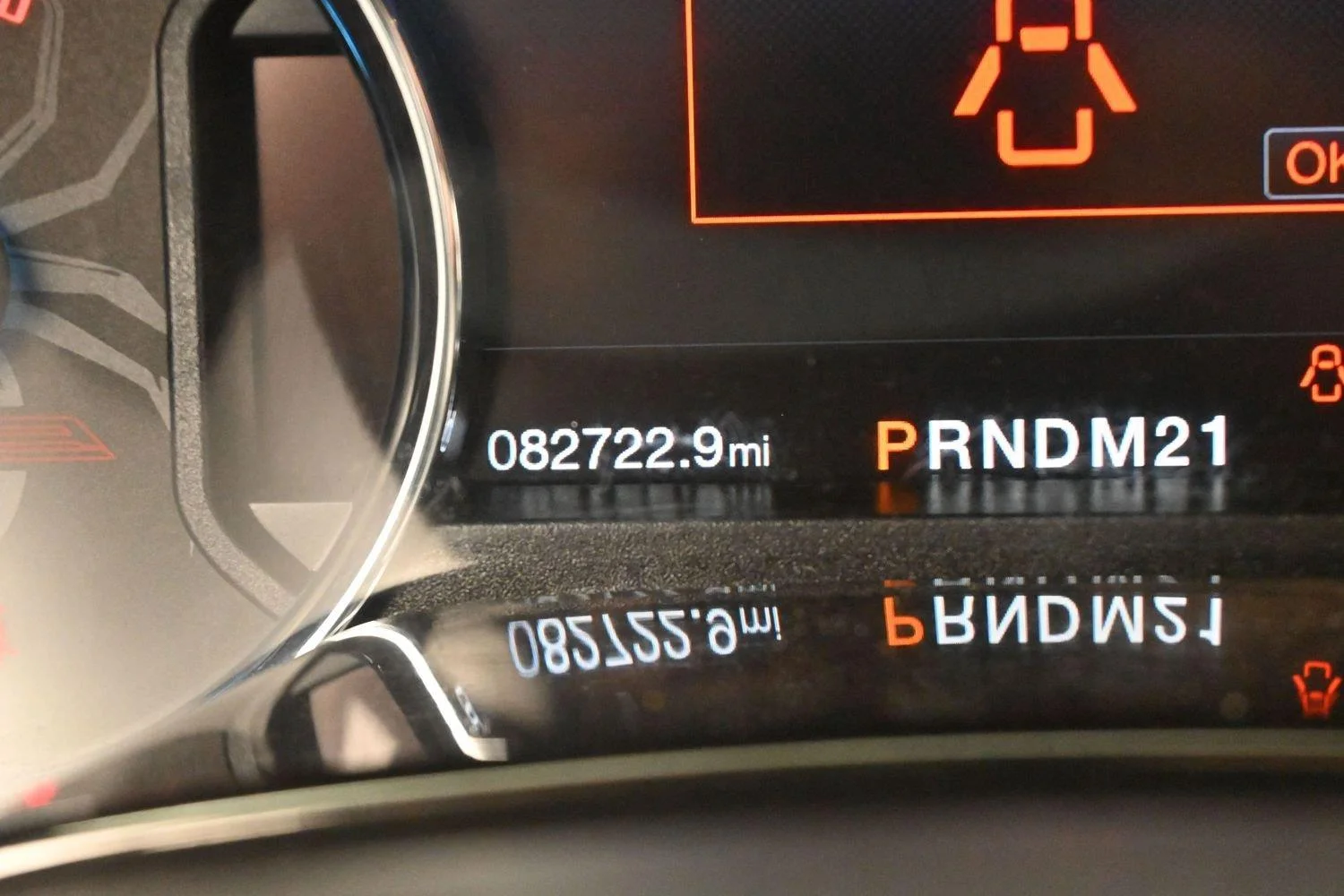 Used 2019 Agate Black Ford LARIAT image 21