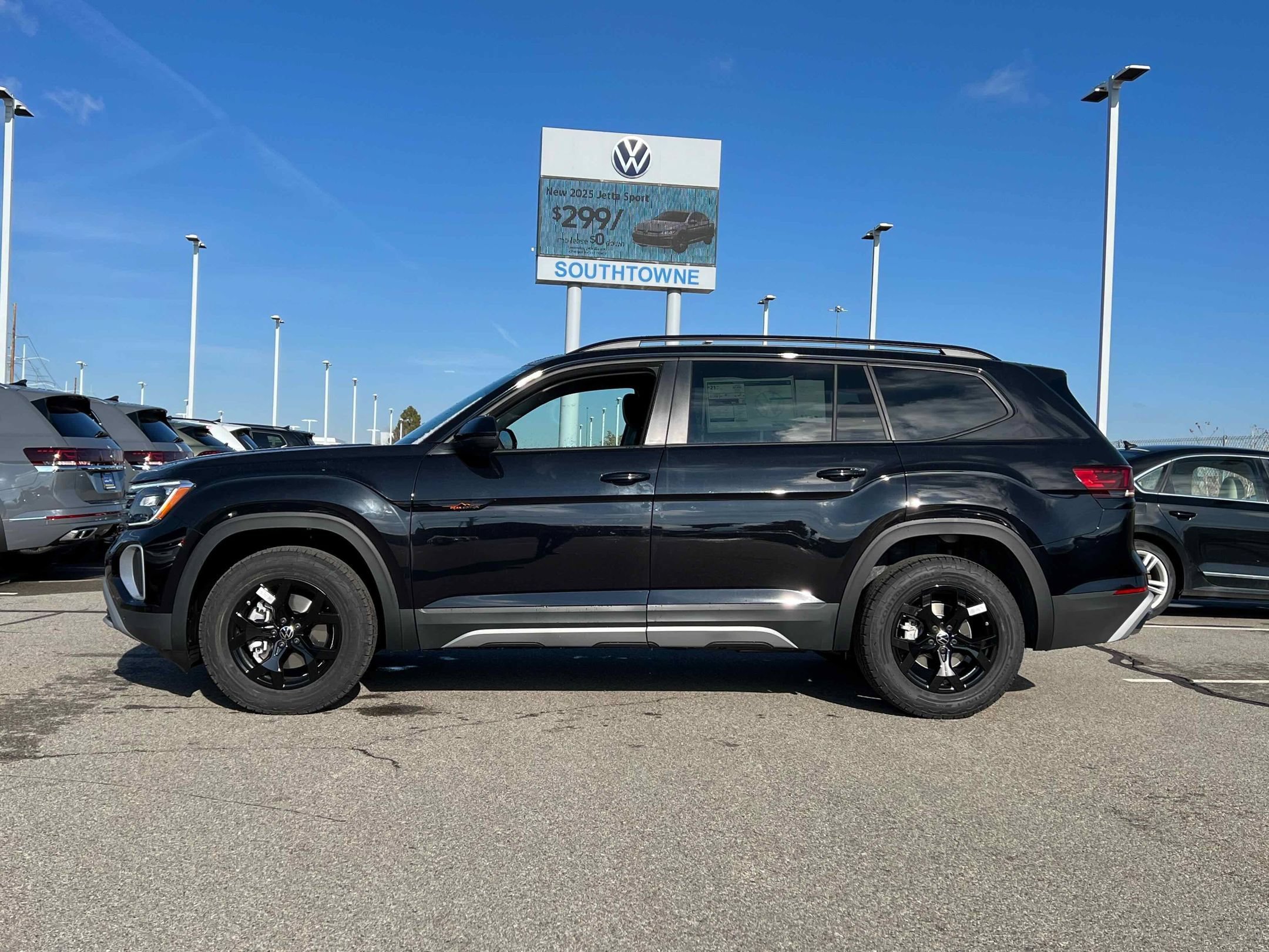 New 2026 Deep Black Volkswagen 2.0T Peak Edition image 2