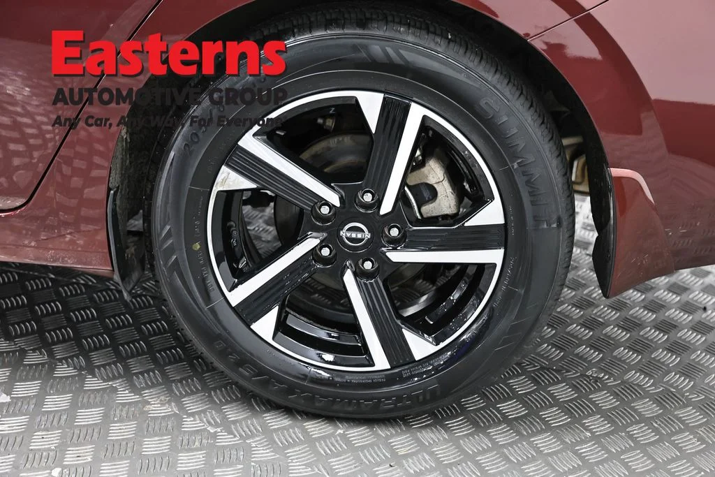 Used 2024 Red Nissan SV image 32