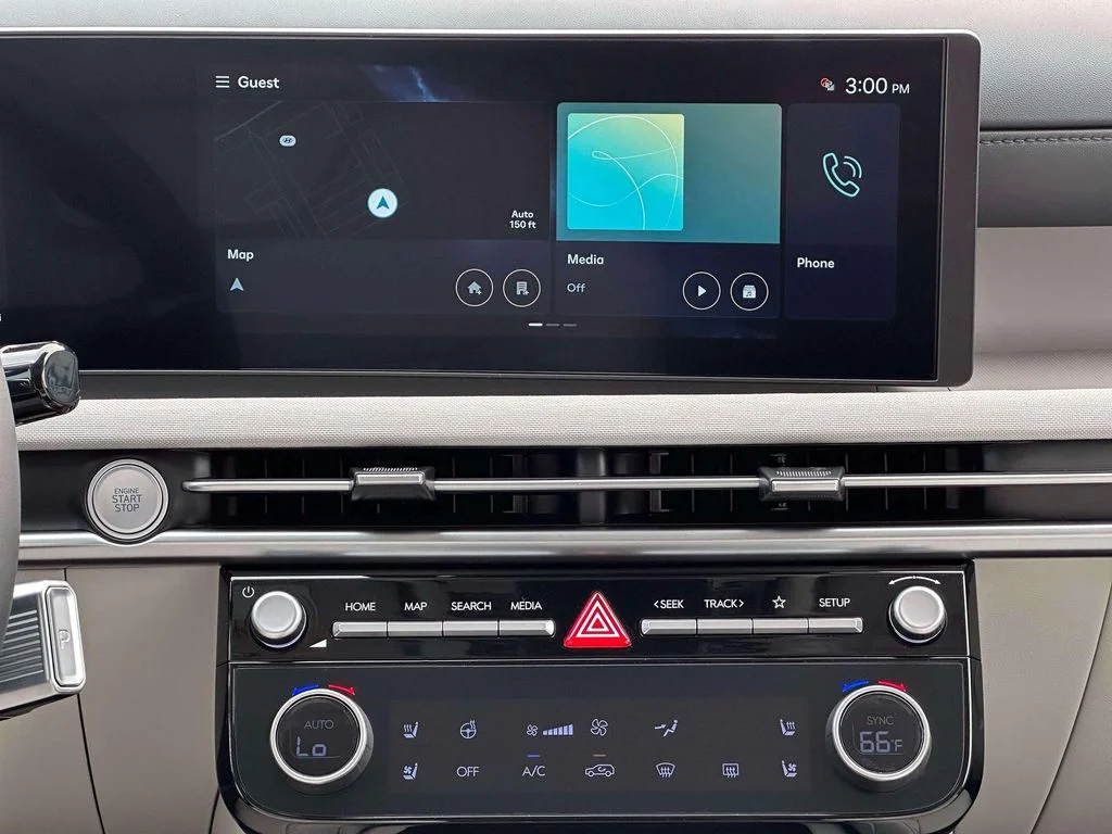 Used 2026 Rockwood Green Hyundai Limited image 19
