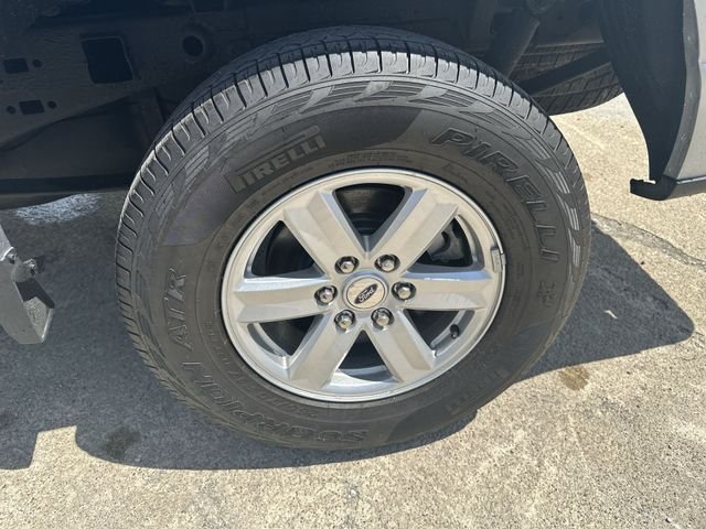 Used 2022 Silver Ford XLT image 45