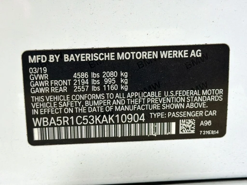 Used 2019 White BMW 330i image 34
