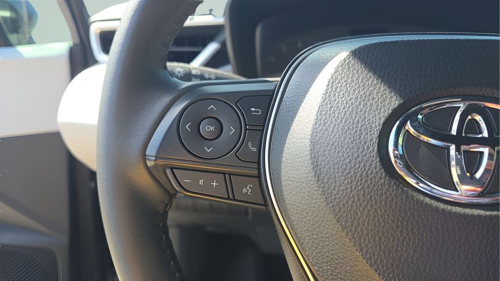 2025 Toyota Corolla SE - Photo 22