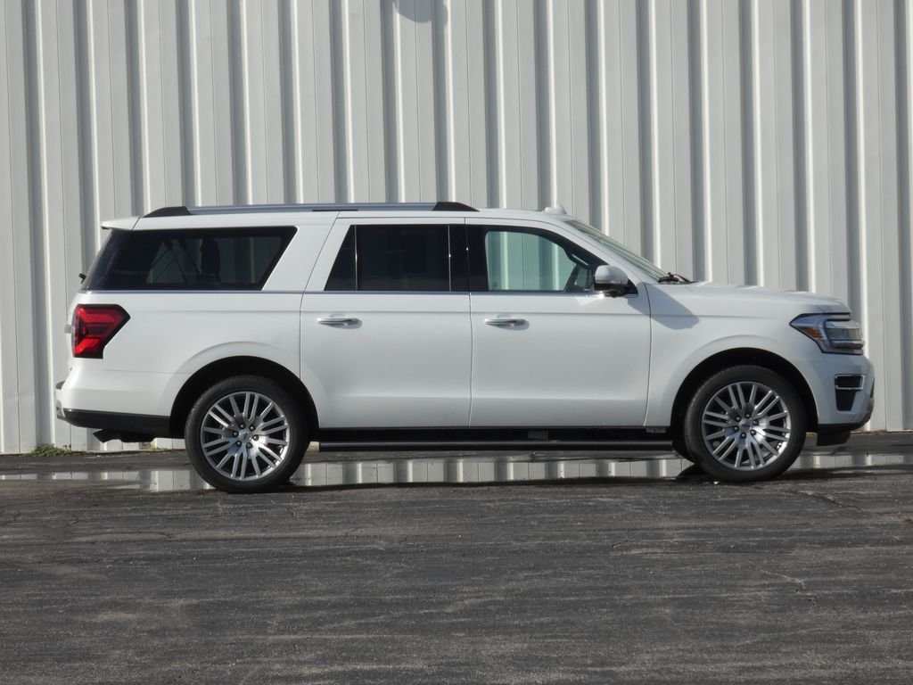 Used 2023 Ford Expedition Limited with VIN 1FMJK2A88PEA59949 for sale in Kansas City