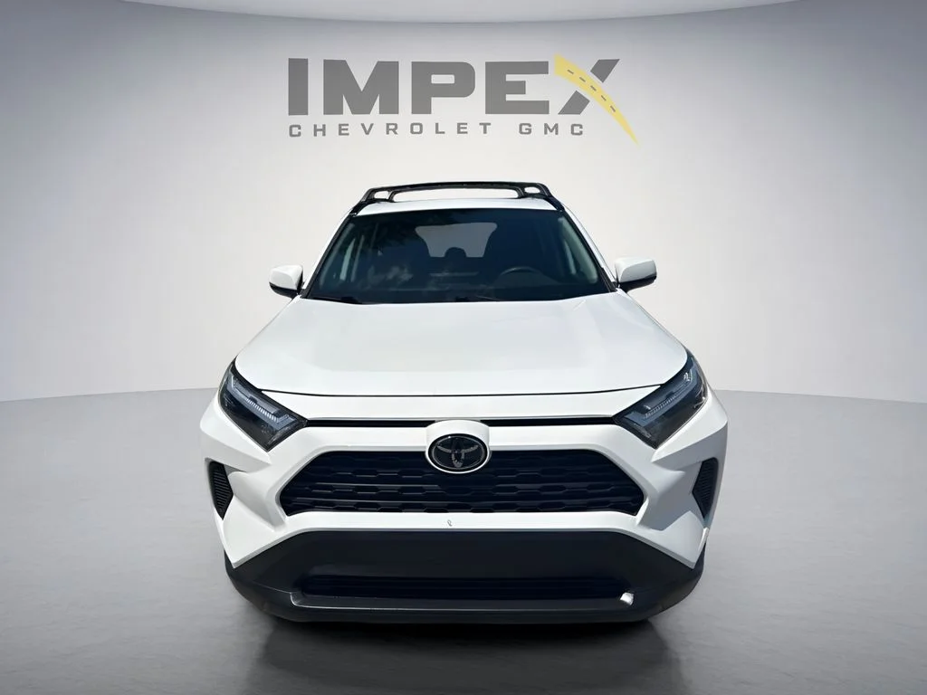 Used 2024 White Toyota XLE image 8