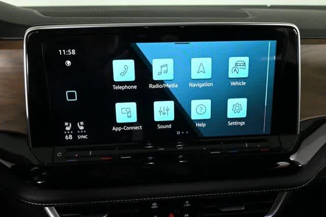 New 2026 Deep Black Pearl Volkswagen 2.0T SE w/Technology image 9