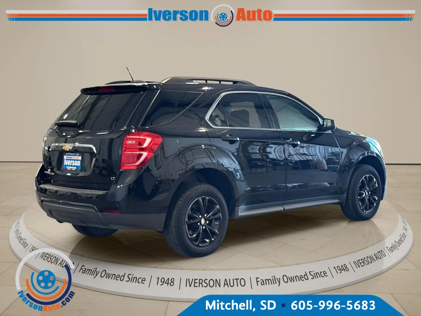 Used 2017 Mosaic Black Metallic Chevrolet LT image 9