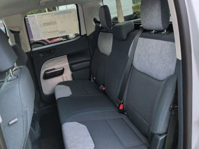 New 2026 Oxford White Ford XLT image 14