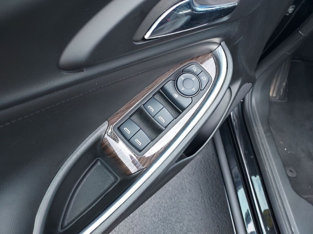 Used 2023 Black Chevrolet LT image 11