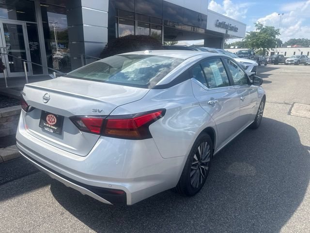 Used 2024 Brilliant Silver Metallic Nissan 2.5 SV image 6