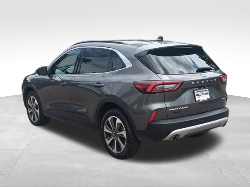 Used 2024 Carbonized Gray Metallic Ford Platinum image 5