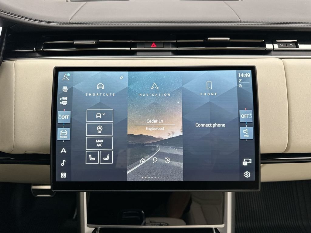 New 2026 Icy White Satin Land Rover Autobiography image 22