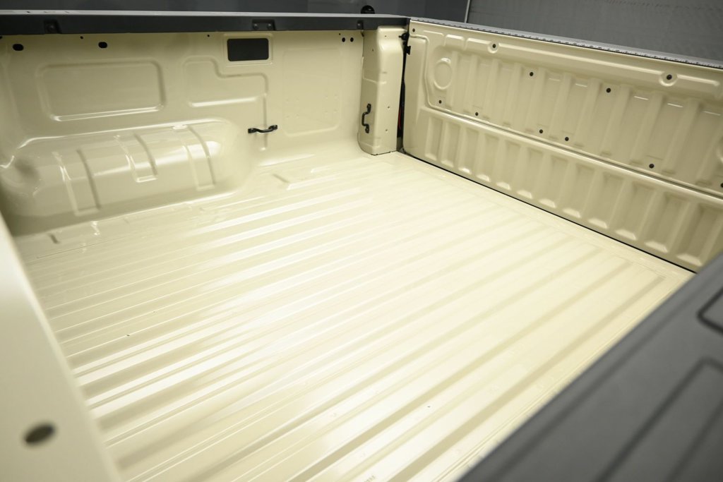 New 2026 Desert Sand Ford XLT image 19