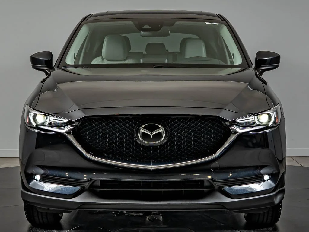 Used 2018 Jet Black Mica Mazda Grand Touring image 2