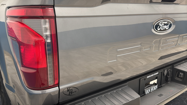 Used 2024 Carbonized Gray Metallic Ford XLT image 39