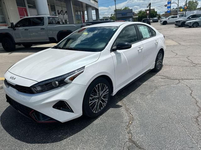 Used 2023 White Kia GT-Line image 11