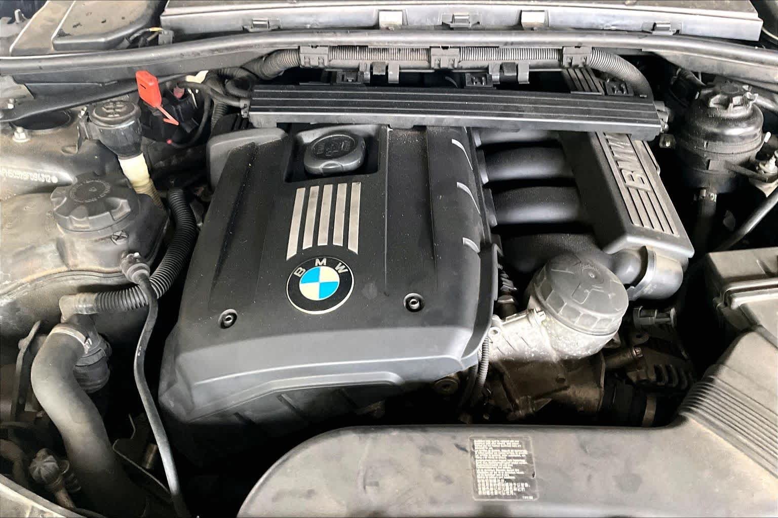 Used 2011 Jet Black BMW 328i image 30