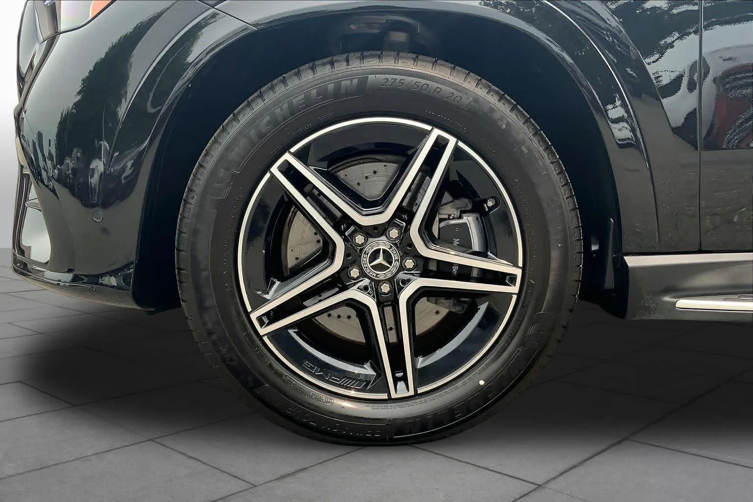 Certified Used 2026 Obsidian Black Metallic Mercedes-Benz GLE 450 image 11