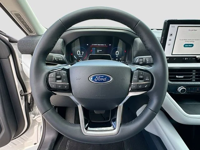 New 2026 White Metallic Ford Platinum image 7