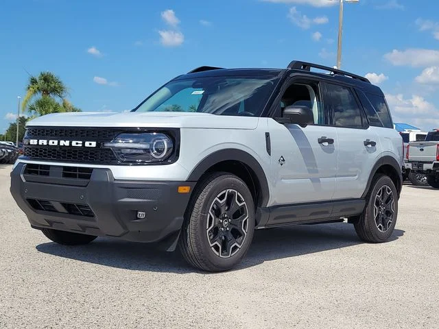 New 2026 White Metallic Ford Outer Banks image 31
