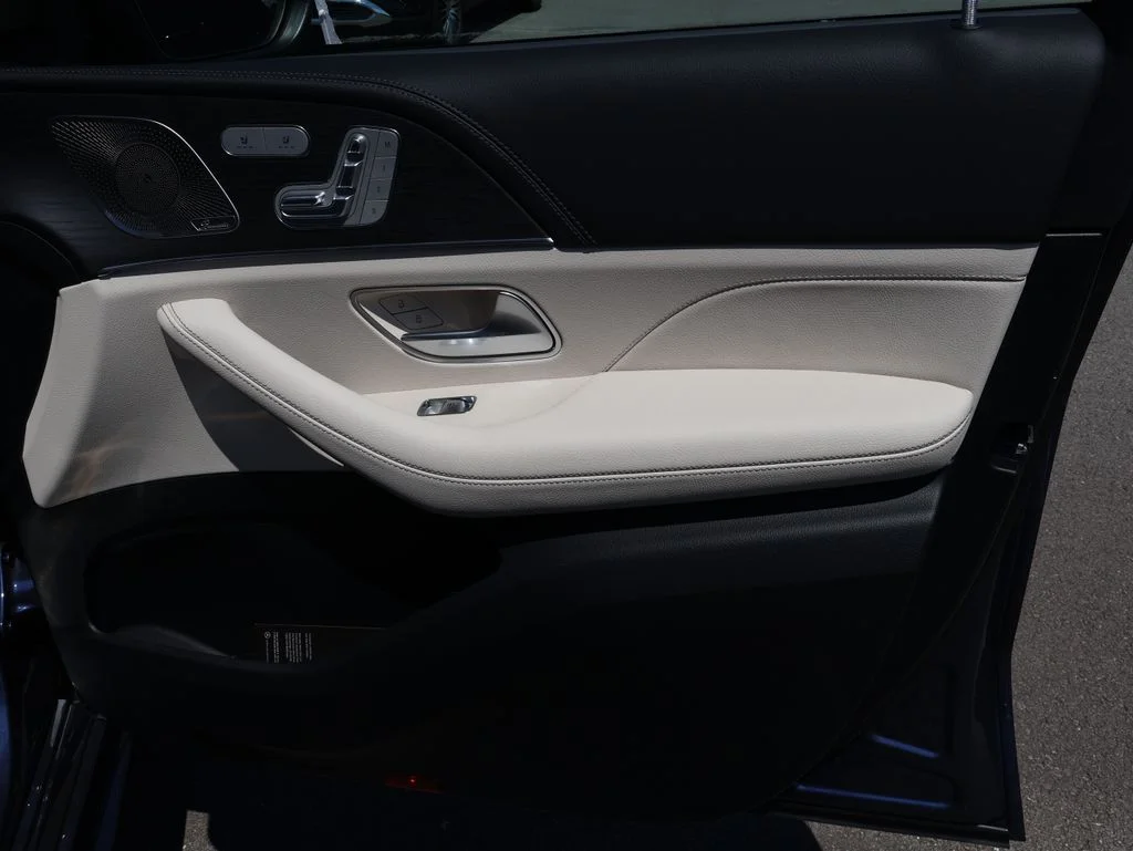 New 2026 Twilight Blue Metallic Mercedes-Benz GLE 350 image 11