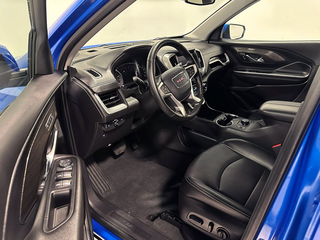 Used 2024 Blue GMC SLT image 20