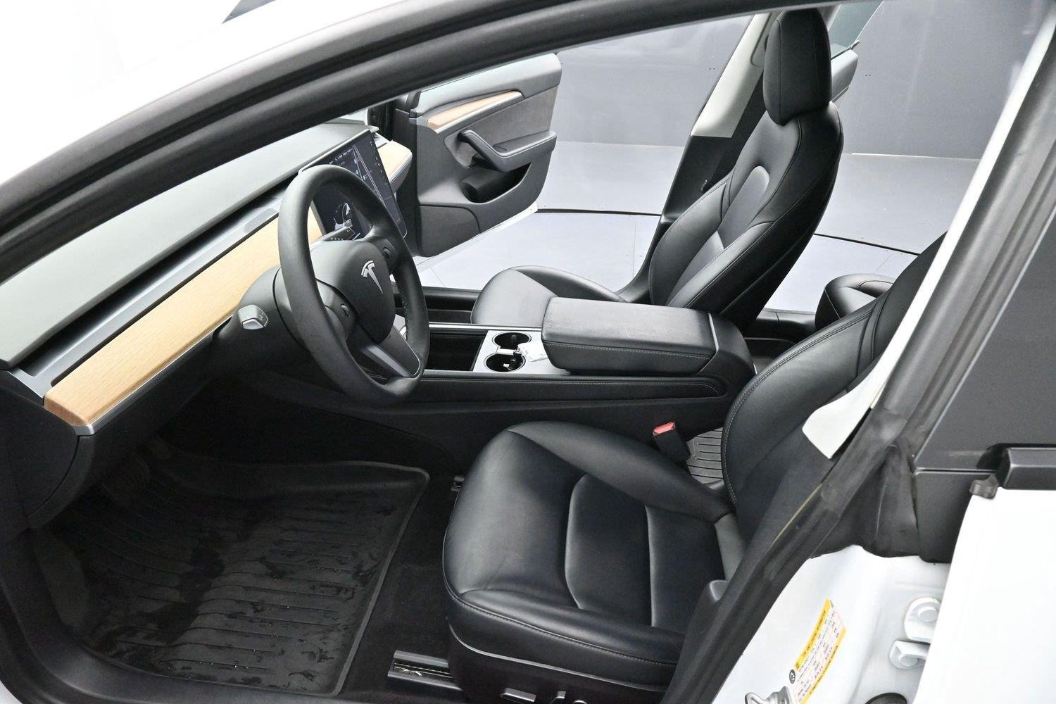 Used 2021 Pearl White Multi-coat Tesla Standard Range Plus image 12