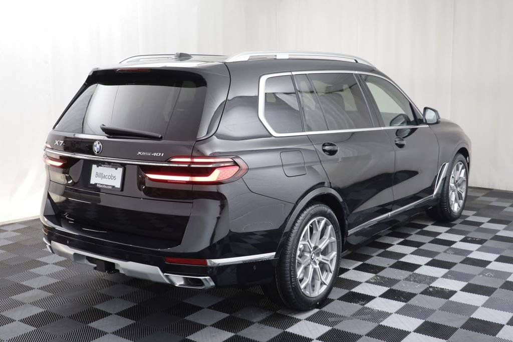 New 2026 Black Sapphire Metallic BMW xDrive40i image 20