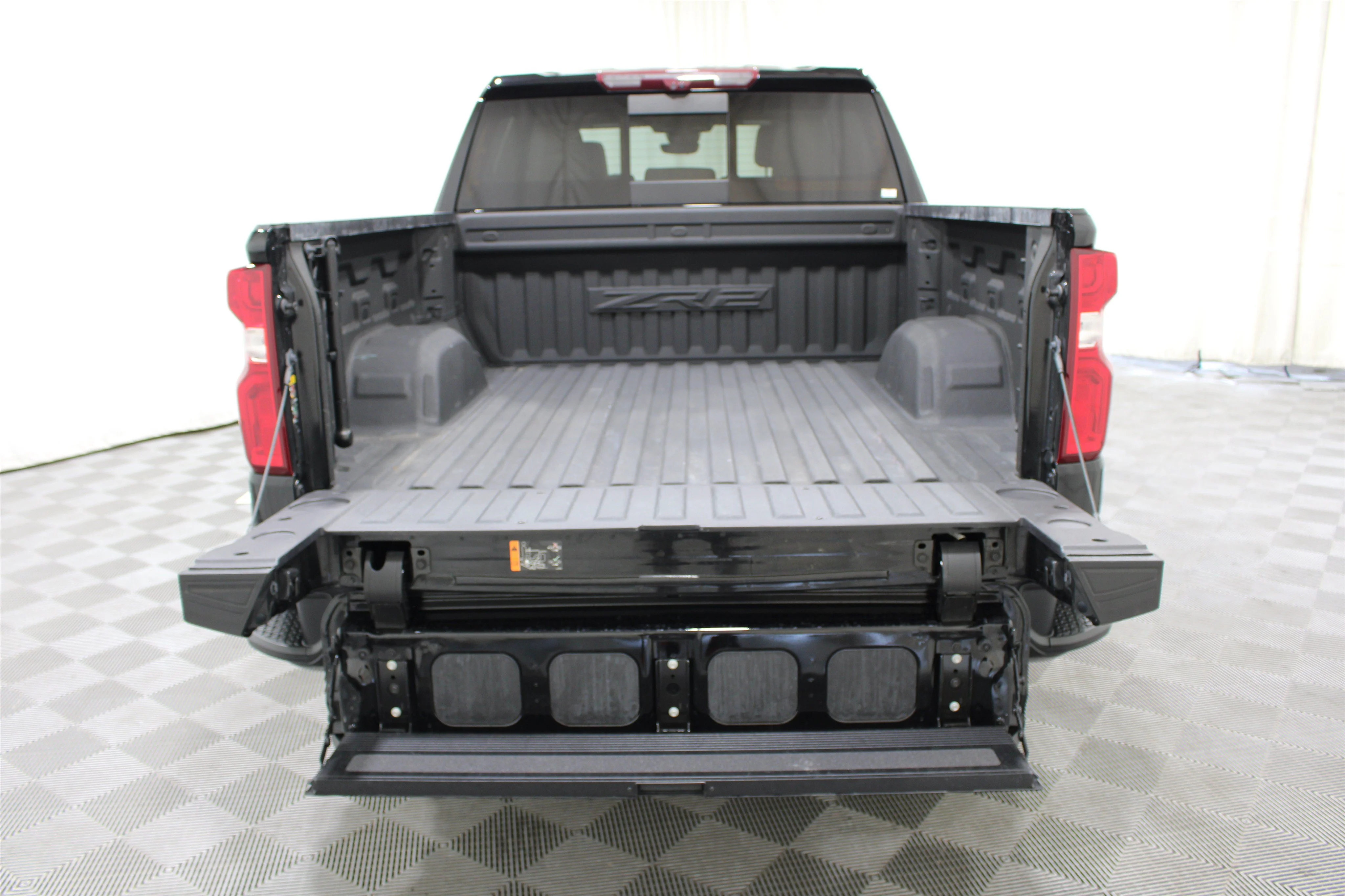 2024 Chevrolet Silverado 1500 ZR2 - Photo 21