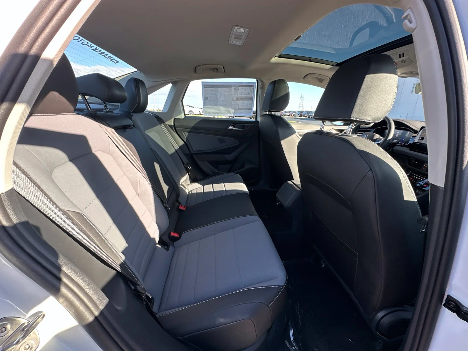 New 2027 White Volkswagen 1.5T SE image 24
