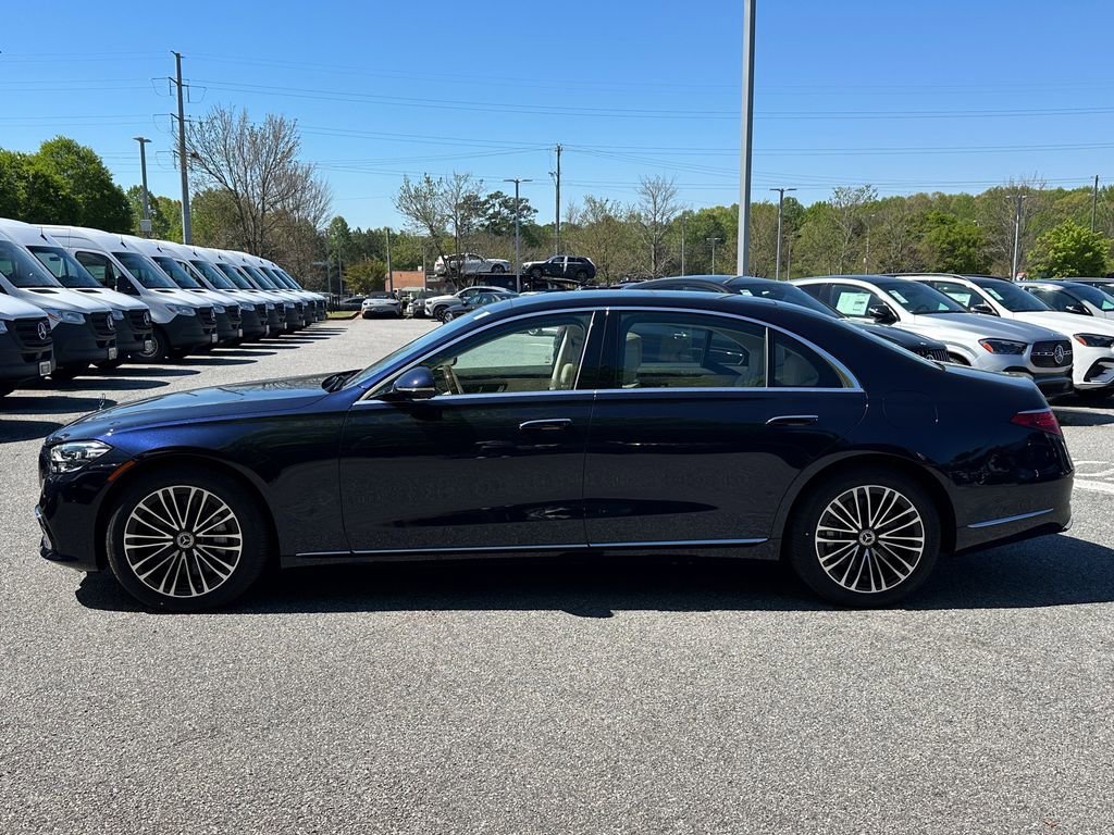 New 2026 Nautical Blue Metallic Mercedes-Benz S 580e image 5