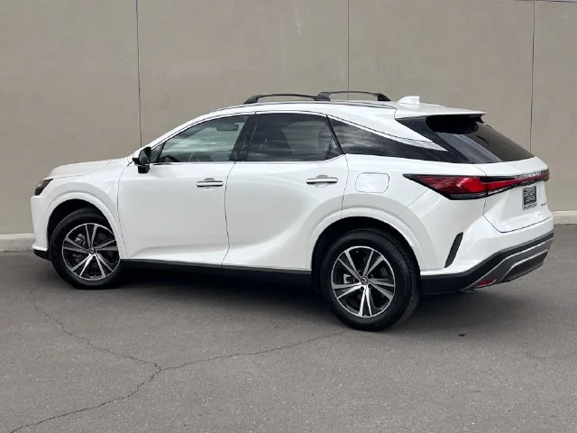 Used 2025 Eminent White Pearl Lexus 350 Premium image 6