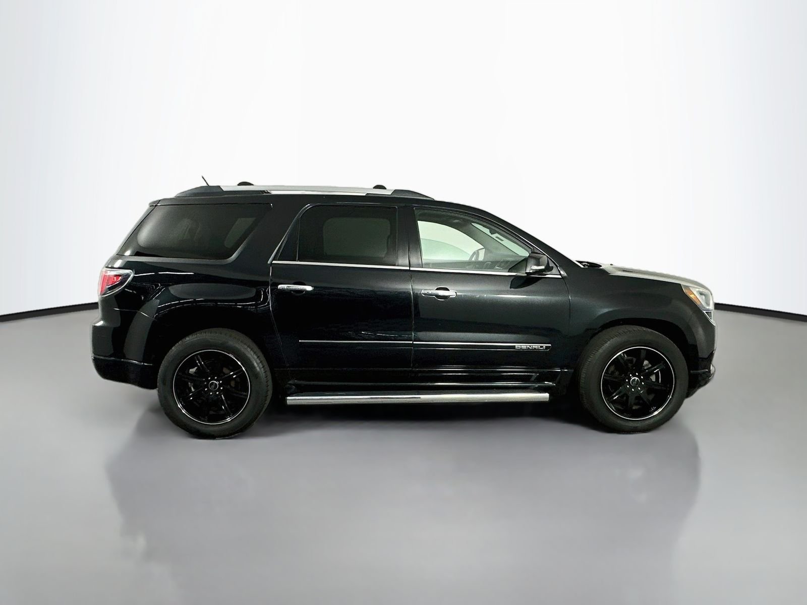 Used 2015 Carbon Black Metallic GMC Denali image 9