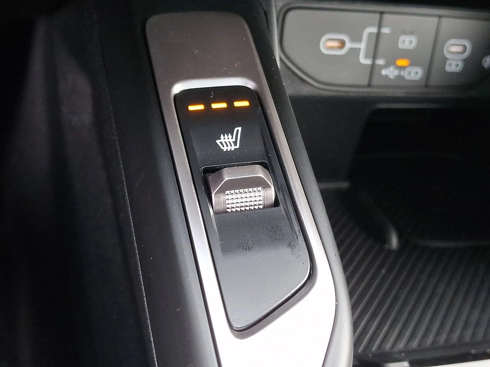 New 2026 Wolf Gray Kia S image 12