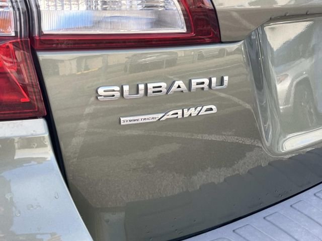 Used 2019 Green Subaru 2.5i Premium image 10