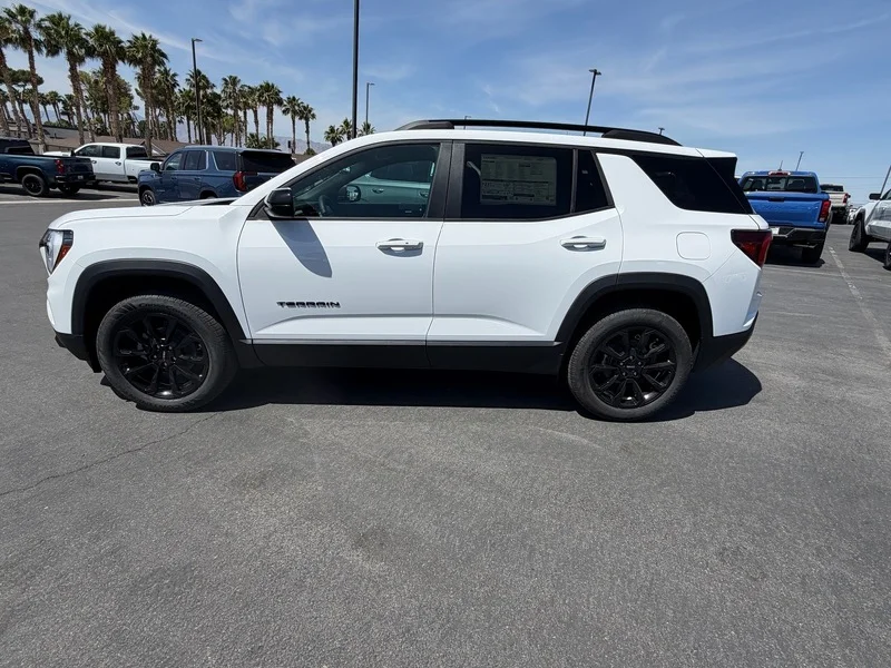 New 2026 Summit White GMC Elevation image 6