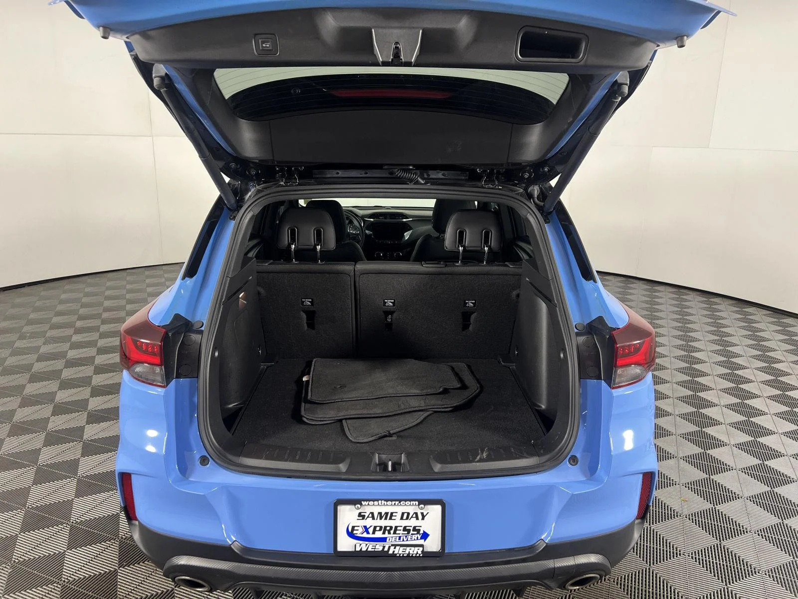 Used 2023 FOUNTAIN BLUE Chevrolet RS image 53