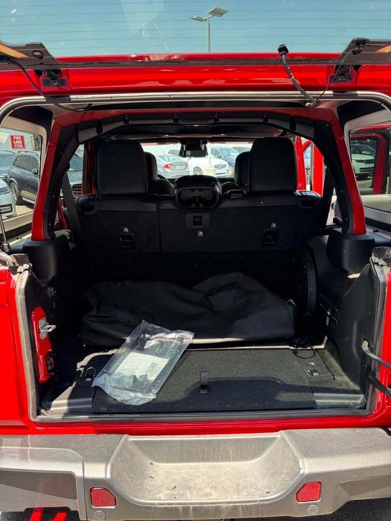 Used 2025 Firecracker Red Clearcoat Jeep Rubicon X image 14