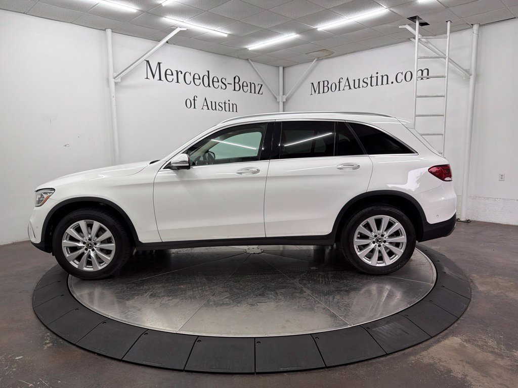 Used 2020 White Mercedes-Benz GLC 300 image 4