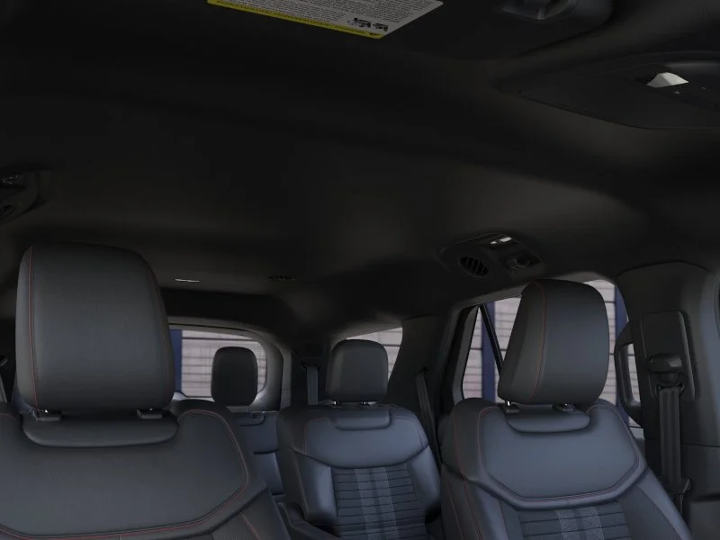 New 2026 Space White Metallic Ford ST-Line image 22