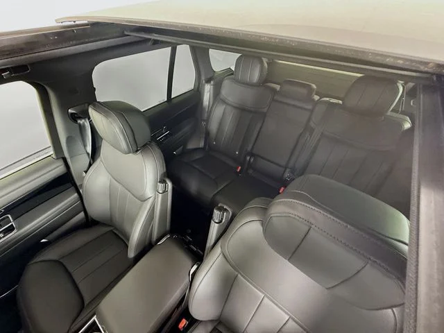 New 2026 Fuji White Land Rover SE image 14