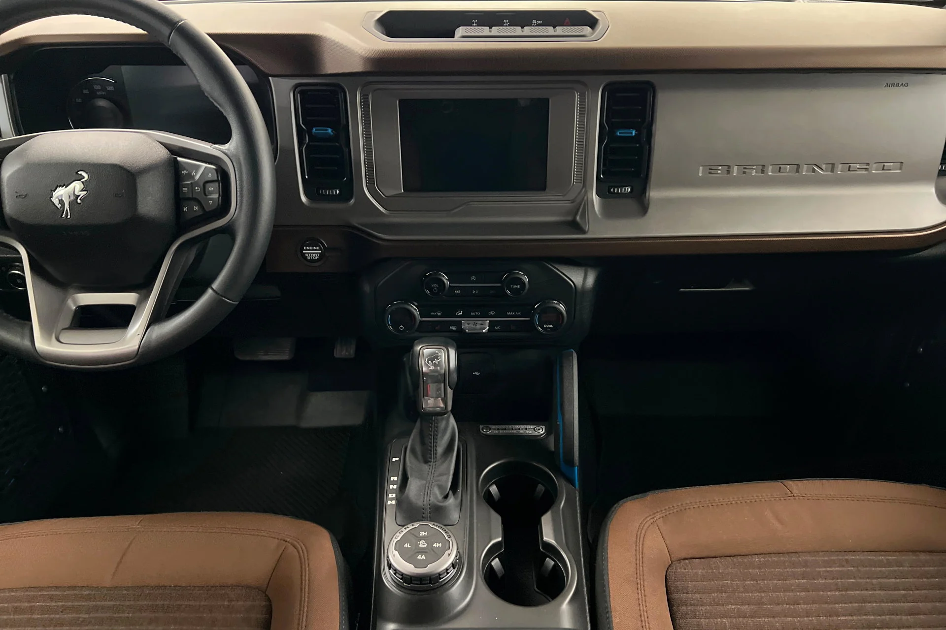2023 Ford Bronco 4-Door Outer Banks - Photo 13