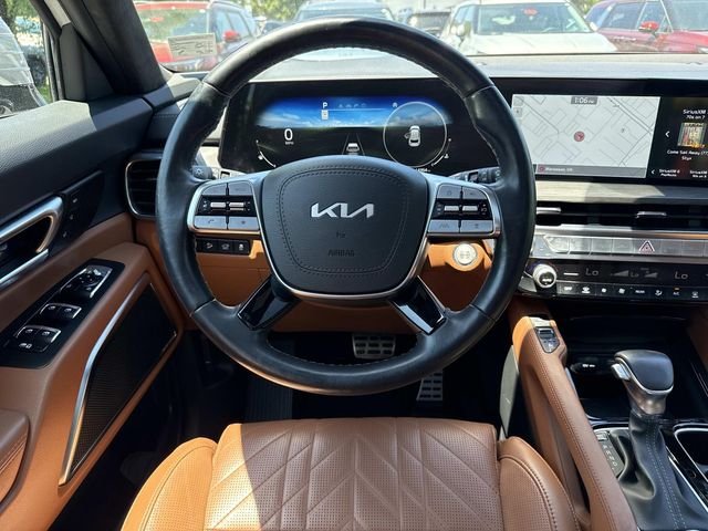 Used 2025 Gray Kia SX-Prestige X-Line image 17