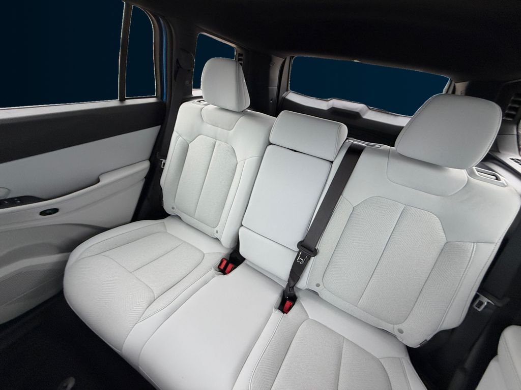 New 2026 Hydro Blue Pearl-Coat Exterior Paint Jeep Laredo image 16